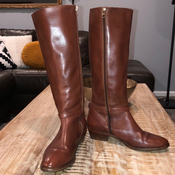 coach caroline swagger boot